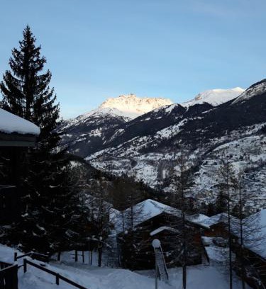 Villarodin-Bourget Apartment | Charming Savoyard Apartment at the Foot of Ski Slopes