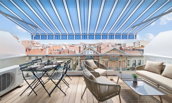 Arcachon Apartment | Cozy Appartement de la Jetée - Oceanfront Escape Awaits