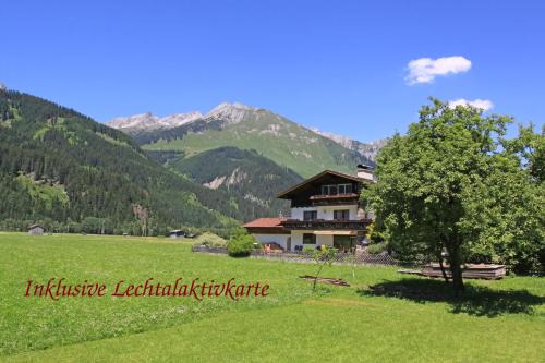 Elbigenalp Apartment | Oceanfront Appartement De Luxe with Ocean View & Kitchen