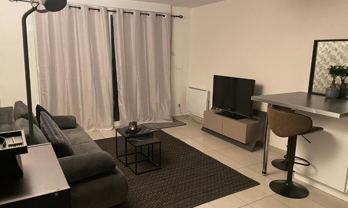 Avon Apartment | Cozy Two-Room Apartment - Child-Friendly Getaway