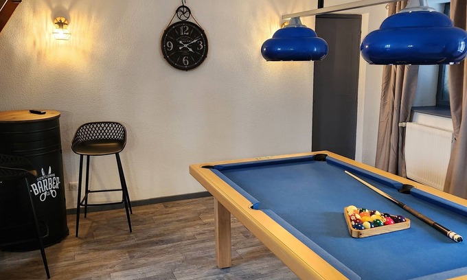 Commercy Apartment | Explore Appartement du Château Stanislas - Family-Friendly Stay