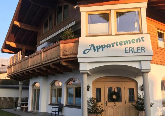 Sankt Johann in Tirol Apartment | Top-Rated Appartement Erler: Pet Friendly & Family Ready
