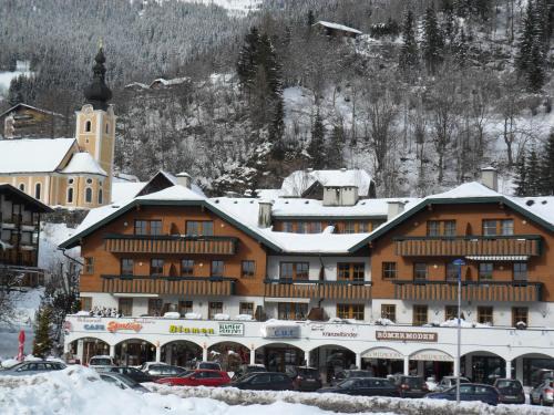 Bad Kleinkirchheim Apartment | Discover Appartement Else: Pet-Friendly & Perfectly Rated 10/10