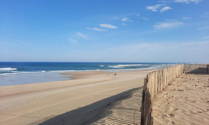 Carcans Plage Apartment | Oceanfront Appartement with Breathtaking Views & Pet-Friendly