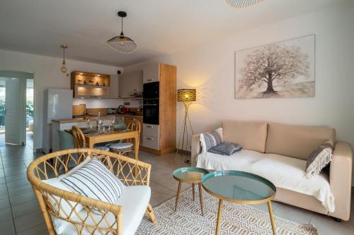 La Teste-de-Buch Apartment | Discover Appartement Exupéry - Welkeys: Pet-Friendly Retreat