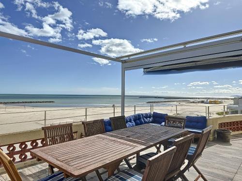 Carnon-Plage Apartment | Family-Friendly Apartments in Mauguio, France - 8/10 Rated