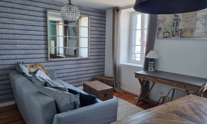 Camaret-sur-Mer Apartment | Oceanfront Appartement with Pool and Spa near Vauban Tower