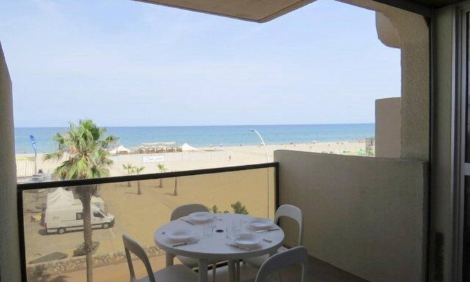 Mediterranee Apartment | Oceanfront Apartment with Sea View - Perfect for Families
