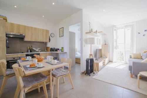 Riou - Petit Juas - Av de Grasse Apartment | Bright and Serene Retreat Near Palais and Beach Access