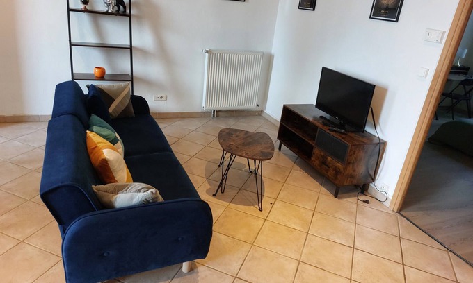 Macon Apartment | Family-Friendly Apartment with Kitchen in City Center