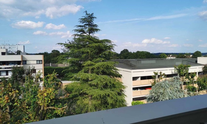 Grand Bourg Apartment | Cozy Apartment Perfect for Family Getaways