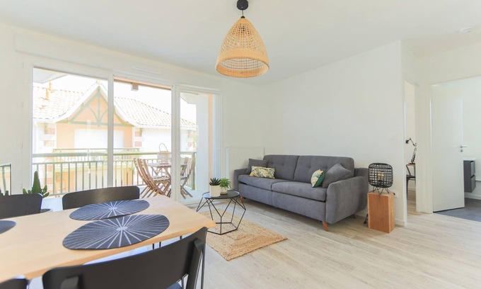 Andernos-les-Bains Apartment | Tranquil Appartement Les Verdiers in Andernos with Spa