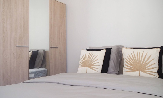 Le Plateau Apartment | Cozy Apartment Near Paris & Disney - Family Friendly Stay