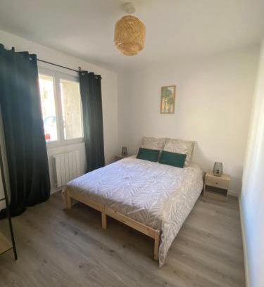 Saint-Denis-en-Bugey Apartment | Child-Friendly Appartement Near CNPE and PIPA - Rated 9.4
