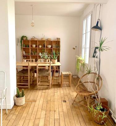 Saint-Germain-en-Laye Apartment | Bright 3-Room Apartment in Central Location, Family-Friendly