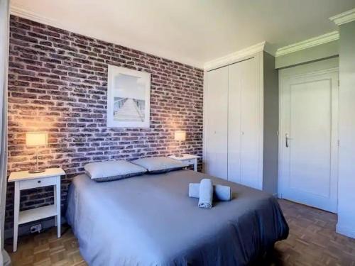 La Varenne Saint-Hilaire Apartment | Stylish Apartment Near Paris with Included Parking