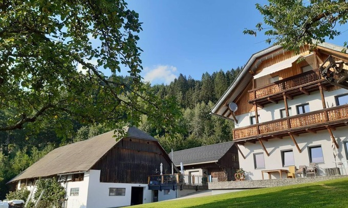Millstatt Apartment | Family-Friendly Appartement Fromme Helene with Kitchen Access