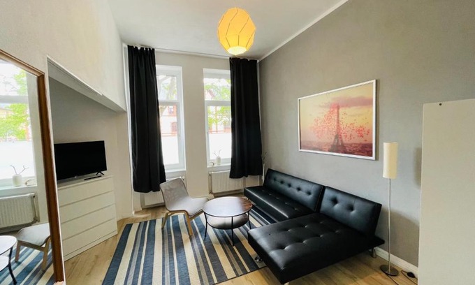 Halle Apartment | Pet-Friendly Appartement "Nina" with Convenient Parking
