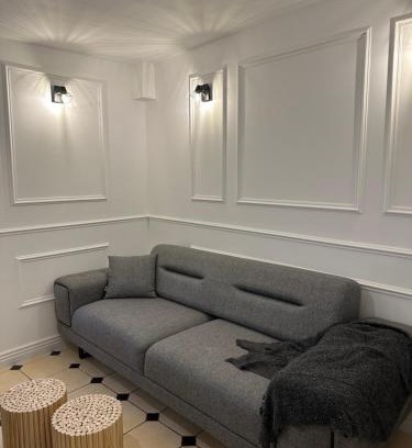 Bourgogne Apartment | Stylish Appartement Haut Standing - Child Friendly Stay