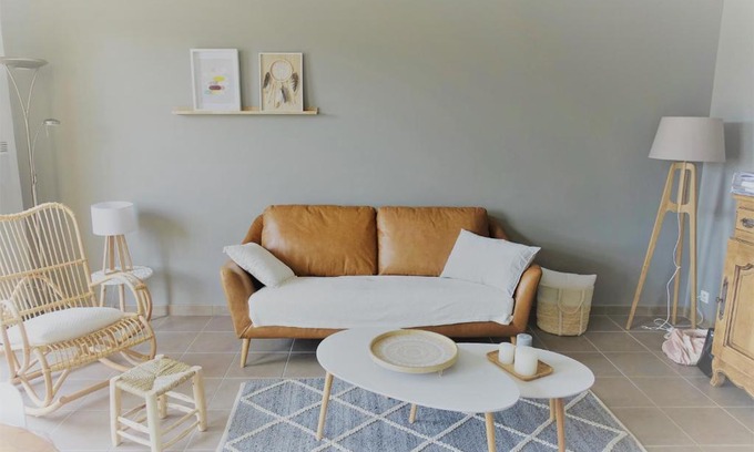 Quartier des Dunes Apartment | Central Apartment Steps from the Beach with Ocean View