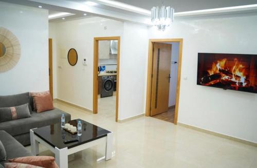 Quartier Mozart Apartment | Family-Friendly Apartment in Quiet Area Near the Corniche