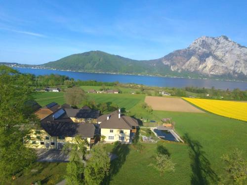 Altmuenster Apartment | Scenic Appartement in Altmünster with Pool & Panoramic Views