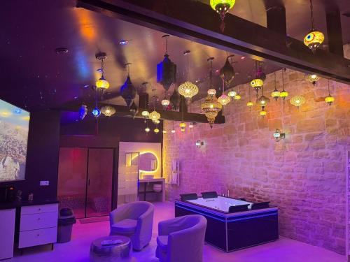 Montataire Apartment | Appartement Jacuzzi Hammam 1001 Nuits Yaospa60