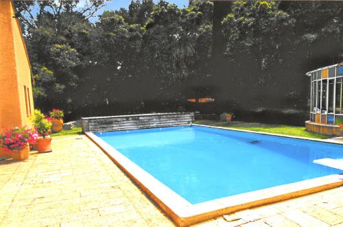 Lancon-Provence Apartment | Perfect 2-Bedroom Apartment with Pool & Garden in Provence