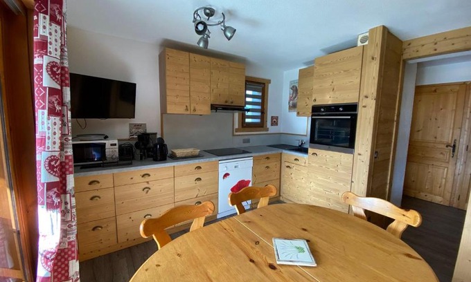 Beaufort Apartment | Bright Apartment for 5, Pet & Child Friendly - OCI04