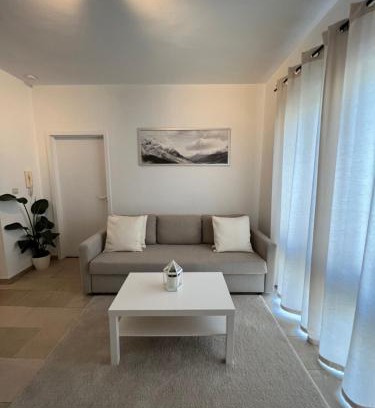 Sint-Gillis Apartment | Bright Apartment in a Lively Neighborhood - 4 Star Stay
