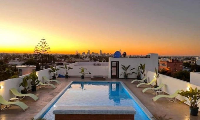 Ain Chock Apartment | Bright and Comfortable One-Bedroom Apartment with Rooftop Pool