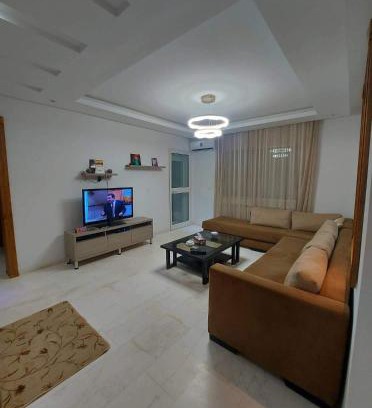 Cite El Wafa Apartment | Family-Friendly Appartement Lynda with Pool Access