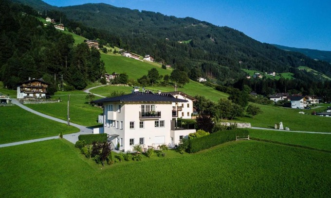 Stumm Apartment | Oceanfront Appartement Matthias with 9.4/10 Guest Rating