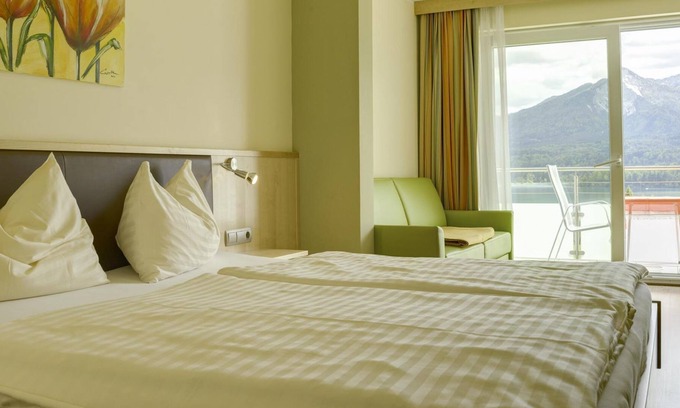 Drobollach am Faakersee Apartment | Seaside Apartment with Spa and Breakfast at Seepark Drobollach