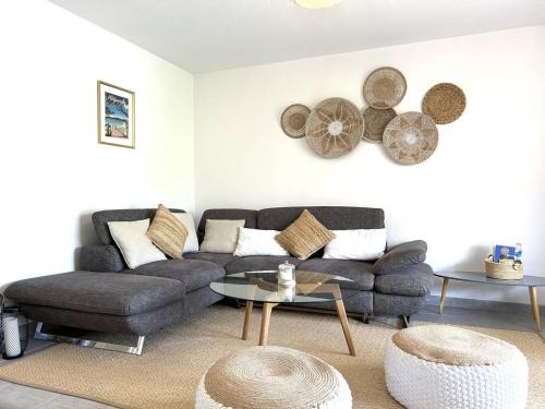 Cavaliere Apartment | Appartement moderne avec terrasse, climatisation, à 200m de la plage - 6 couchages, parking inclus - FR-1-251-826