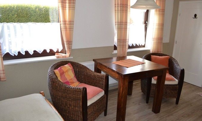 Toenning Apartment | Top-Rated Appartement "nordsee 2" in Tönning for Couples