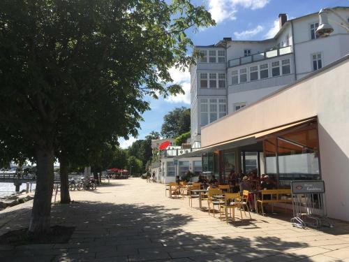 Sassnitz Apartment | Oceanfront Appartement Nr 08 im Sonnenbad - Guest Rated 9/10