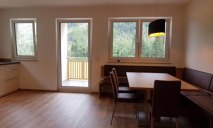 Sillian Apartment | Stunning Appartement-Panoramablick with Pet-Friendly Amenities