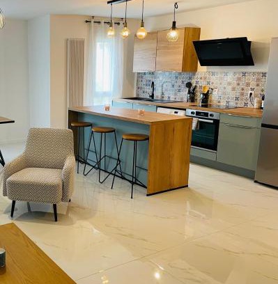 Antigone Apartment | Premium 4-Star Appartement in Antigone - Family-Friendly Stay