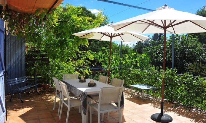 Baron Apartment | Inviting Appartement privé La Terrasse with Pool & Kitchen