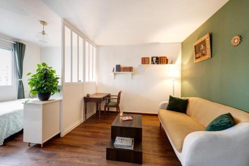 Tonkin Nord Apartment | Convenient Appartement Near Parc de la Tête d'Or with Garage