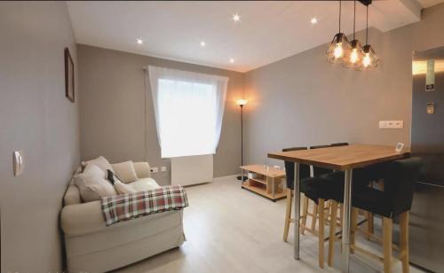 Les Avenieres-Veyrins-Thuellin Apartment | Appartement proche Walibi