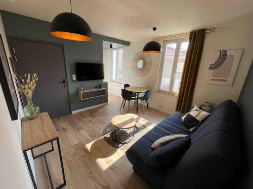 La Tronche Apartment | Convenient Apartment Near Hôpital La Tronche - Highly Rated