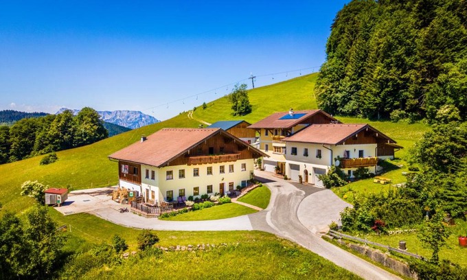 Krispl Apartment | Pet-Friendly Appartement Reitlhof with Ocean View Bliss