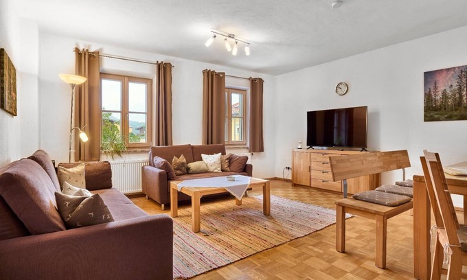 Finsterau Apartment | Family-Friendly Appartement Reschbachklause with Breakfast