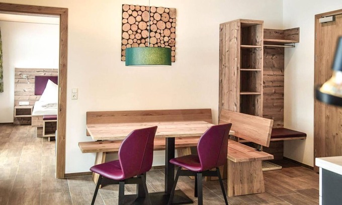 Schroecken Bed & Breakfast | Cozy Appartement Süd & Zimmer 1 - Family Friendly Retreat