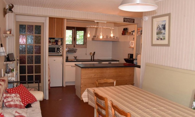 Pralognan-la-Vanoise Apartment | Family-Friendly 4-Room Apartment Near Shops & Ski Lift
