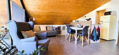 Seevetal Apartment | Oceanfront Appartement Seeve: Guest Rated 9.3/10