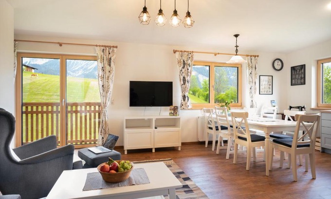 Ramsau am Dachstein Apartment | Family-Friendly Appartement Sonnenheim with Top Guest Rating