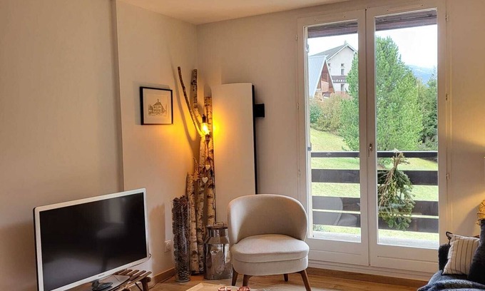 Villard-de-Lans Apartment | Quiet Retreat: Steps from Village Center with Family Amenities